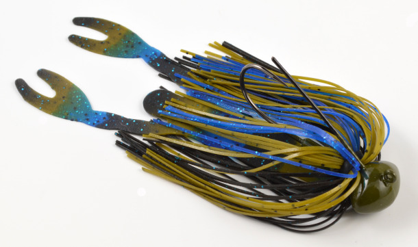 The T-Curve Revolution Bluewater Travel LT Spin 703 matched up with a Saragosa SW 5000 spinning reel proved the ideal set up for casting lures to medium-sized pelagics such as this Kimberley queenfish.